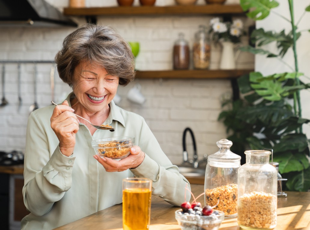 woman eating healthy food